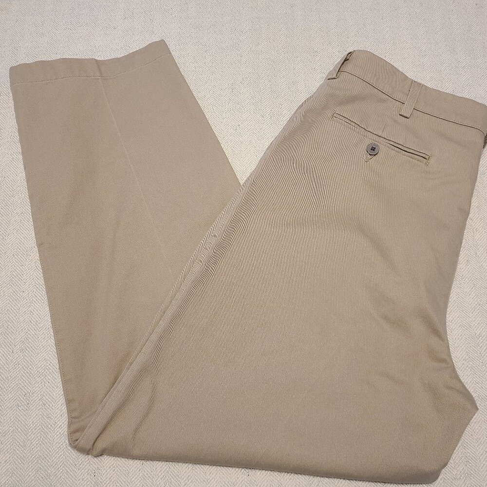 Lee Performance khakis size 36 x 30